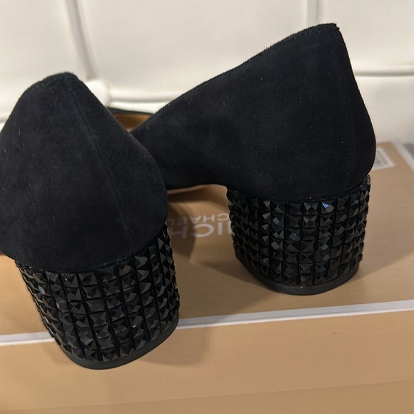 MICHAEL KORS ARABELLA BLACK SUEDE LEATHER STUDDED PUMPS SHOES 7.5M WORN ONCE - Picture 5 of 10